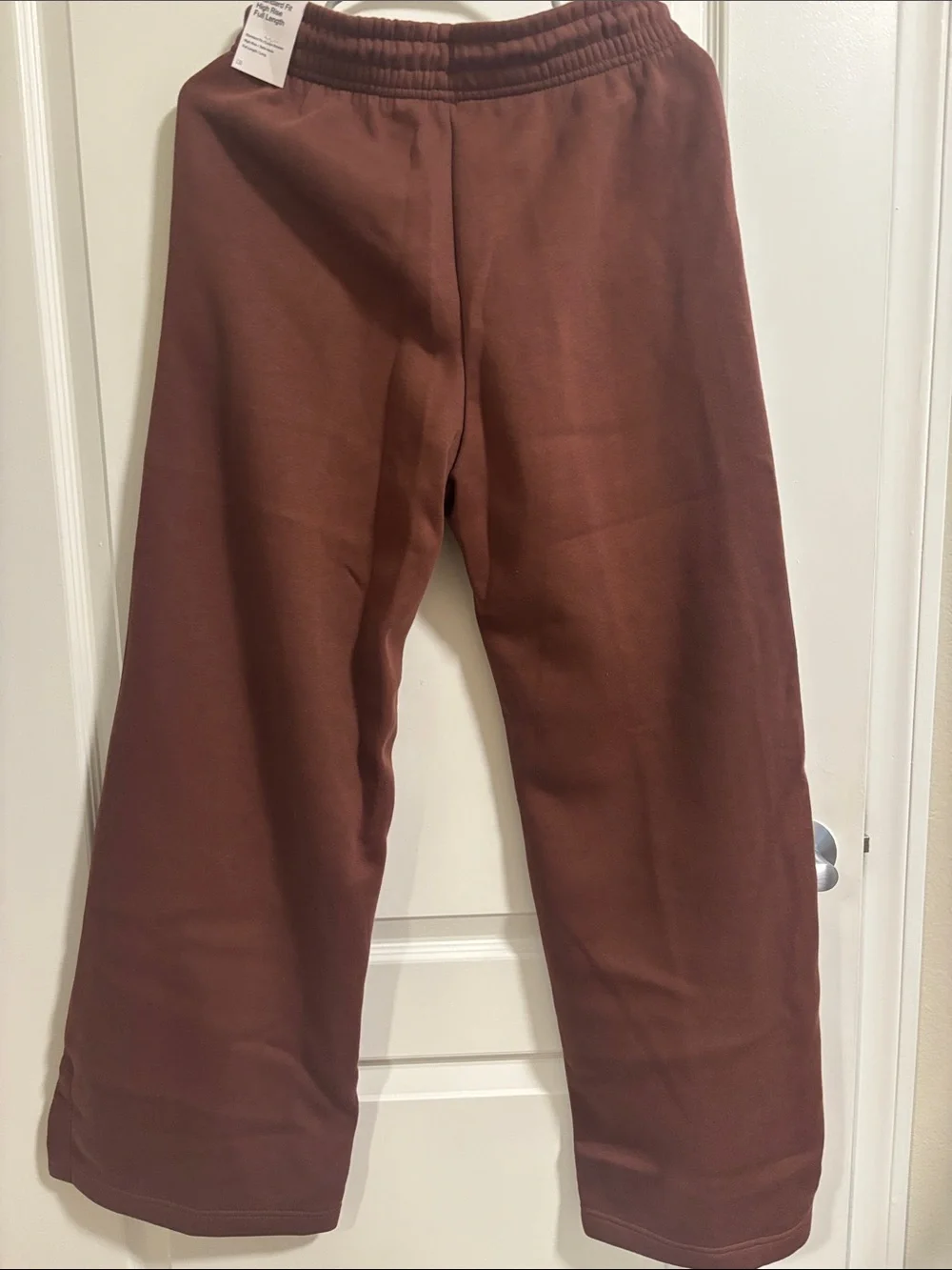 Women’s S Nike Brown Sweatpants